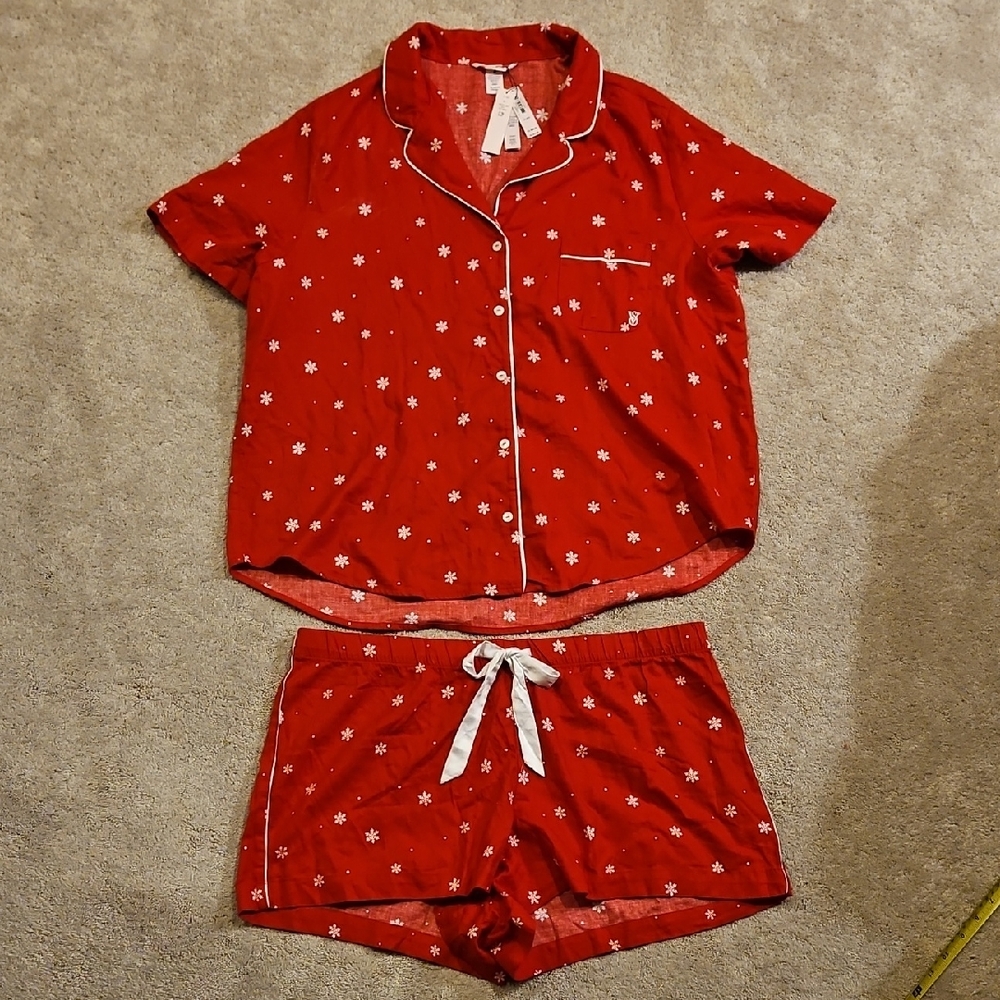 Victoria's Secret Red Pajama Set with White Snowflakes